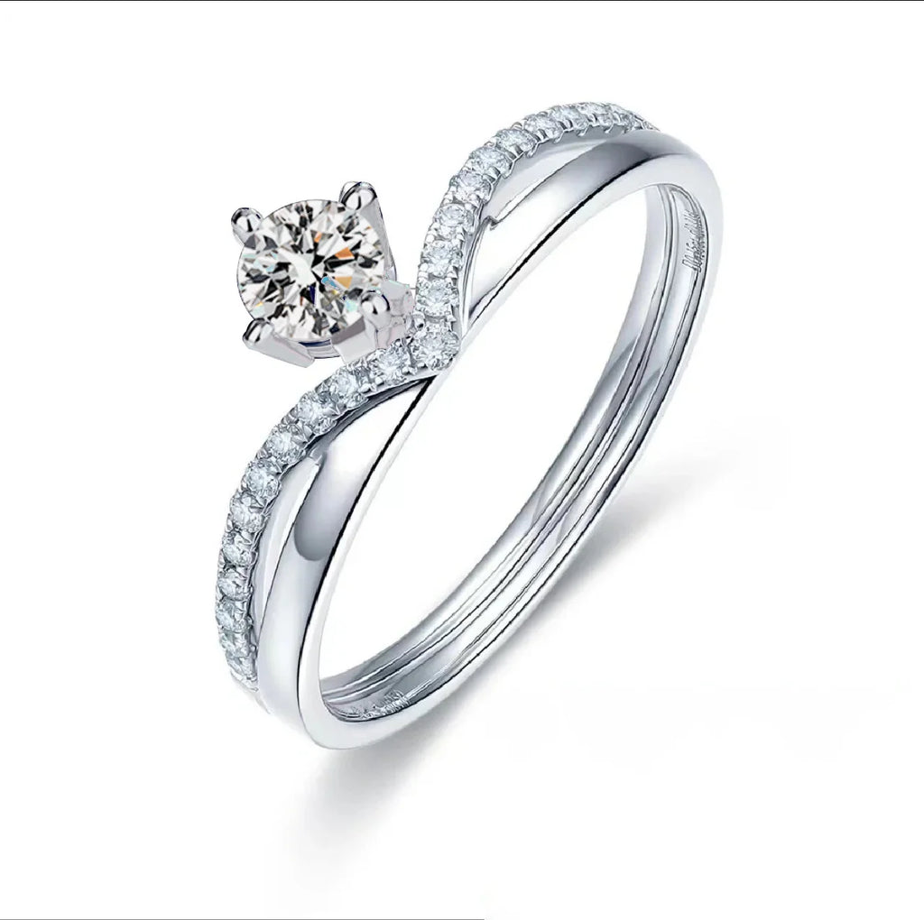 Exquisite 925 Sterling Silver Moissanite Ring