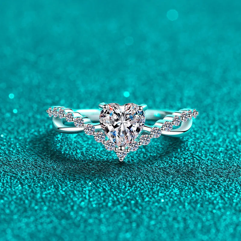 Luxury Heart Shape Moissanite 925 Silver Engagement Ring