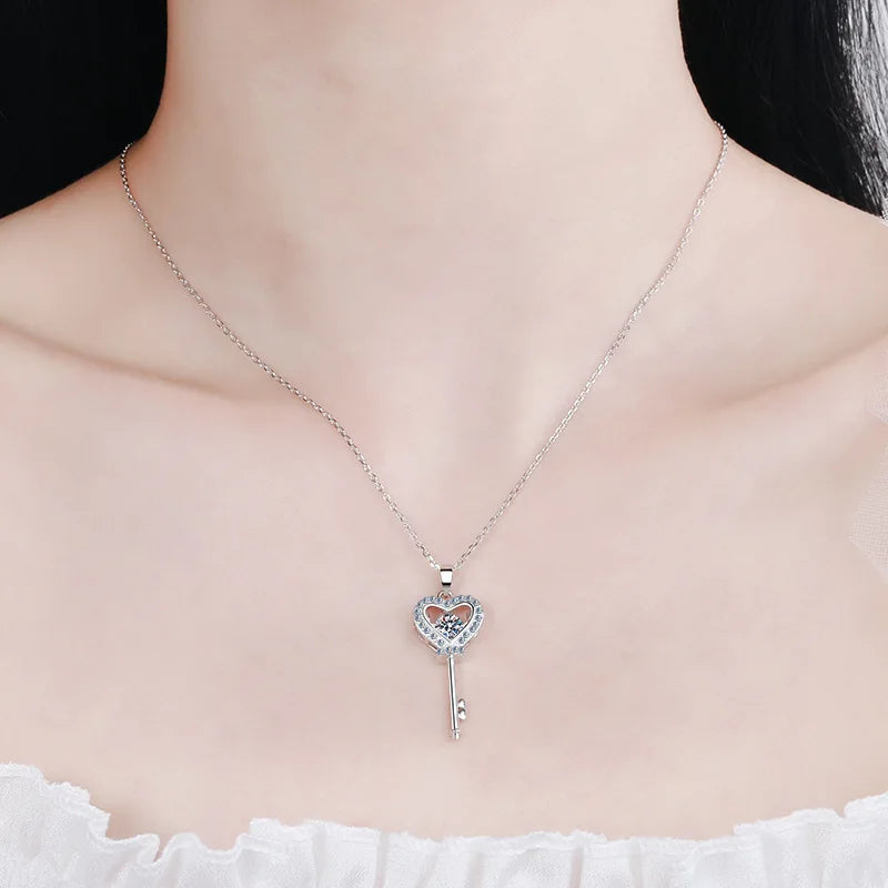 Key-Shape Moissanite Neckless