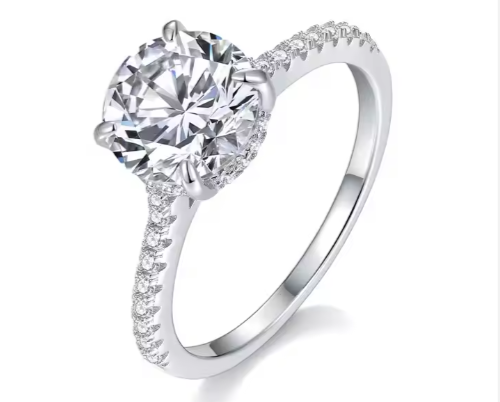 Silver ring Foxy med Moissanit sten