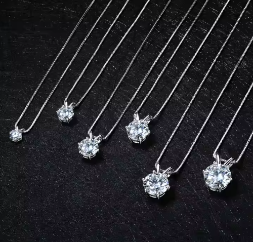 Moissanite-Pendant 2 ct i 925 Sterling Silver – En Tidlös Klassiker Roxy