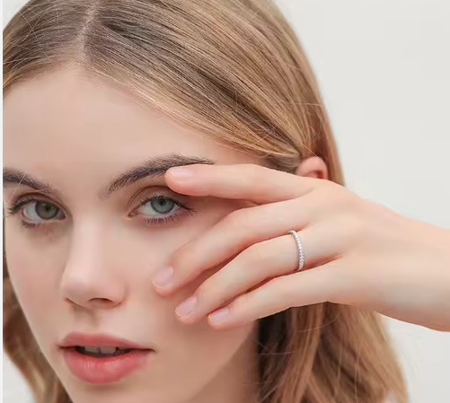 Trendig Moissanite Tennis-ring "Belle" i 925 Sterling Silver